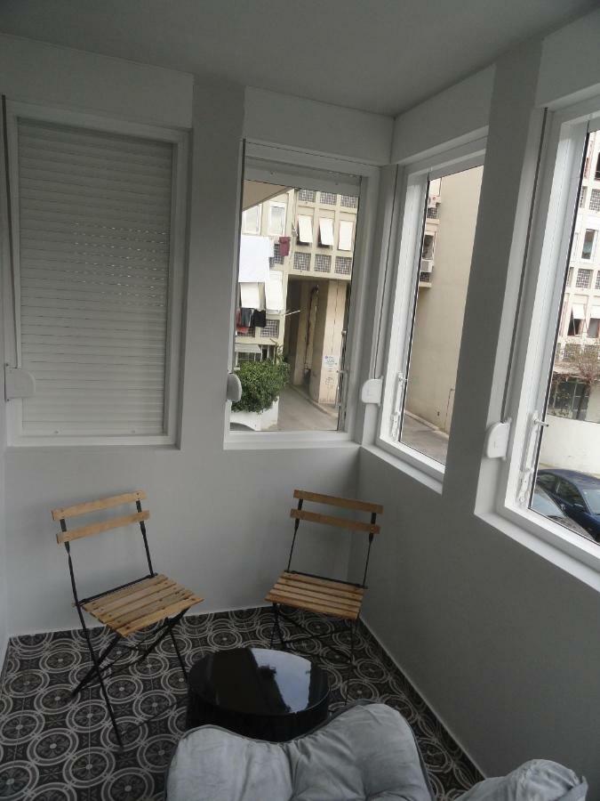Ideal Location Split Apartments Екстер'єр фото